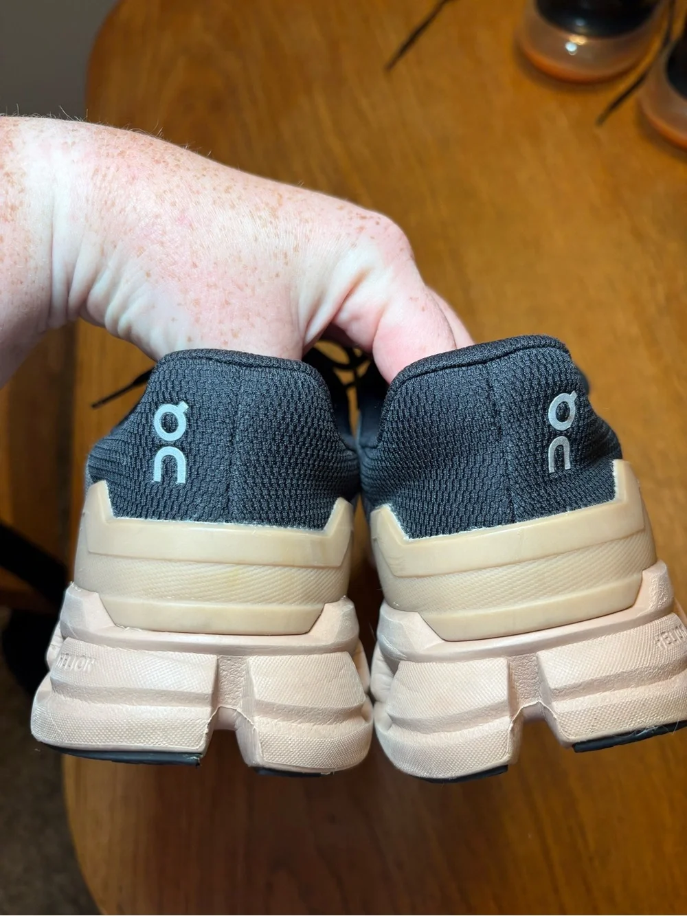 On Cloudflyer 3 Glacier Rosebrown Running Shoes Women’s 10.5